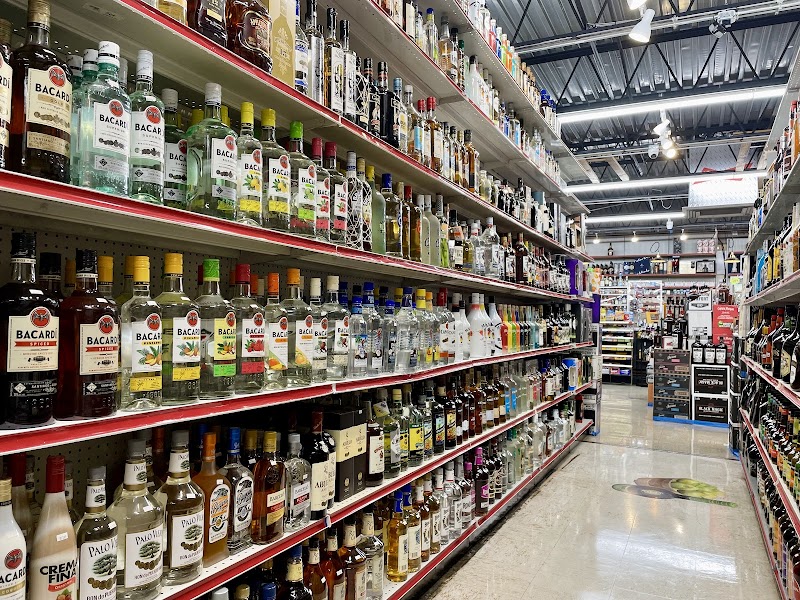 Jay's Liquor & Mini Market photo 3