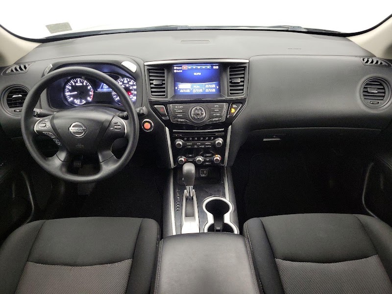 Photo of Hojilla Car Rental In Suisun