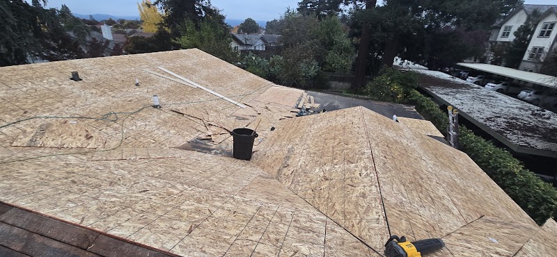 Estrada Premium Roofing and Repair photo 4