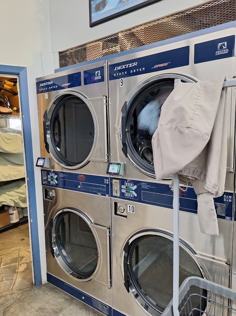 K & D Laundromat photo 2