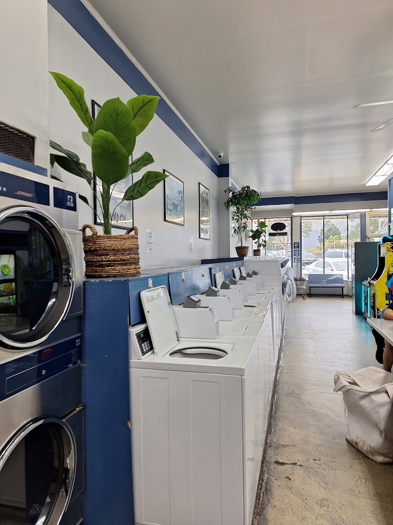 K & D Laundromat photo 3