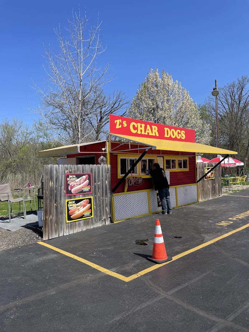 Z's Char Dogs photo 4