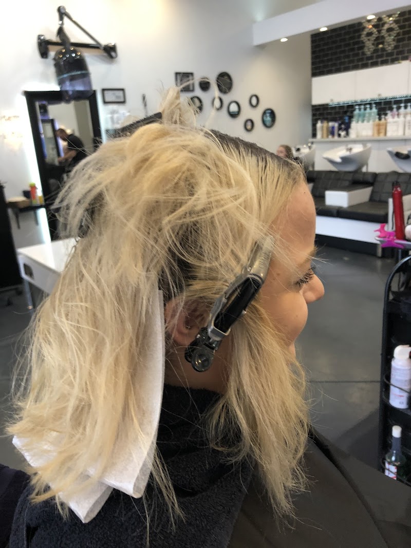 Tonic salon photo 5