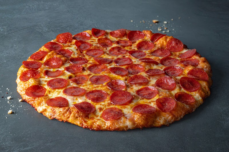 Round Table Pizza photo 4
