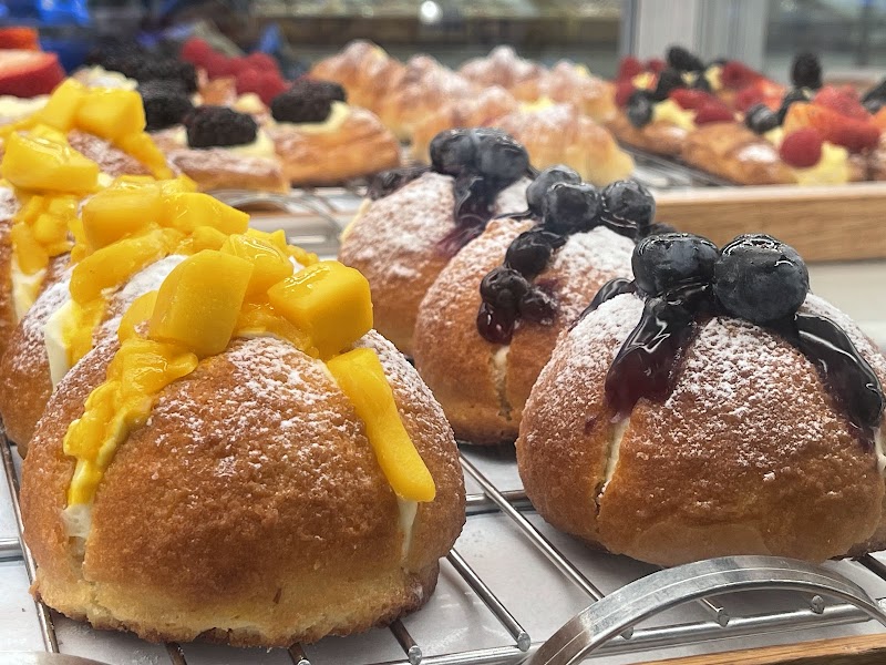 Paris Baguette photo 2