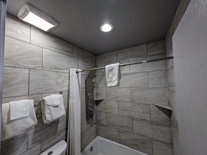 Belle-Aire Motel photo 3