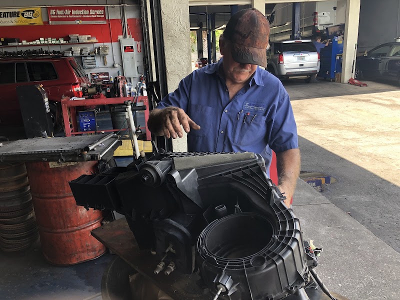 Hobson's Auto Repair photo 3