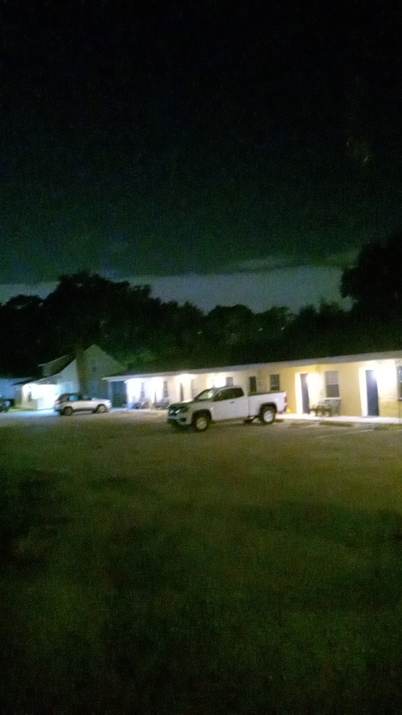 Brook Motel Efficiency photo 2