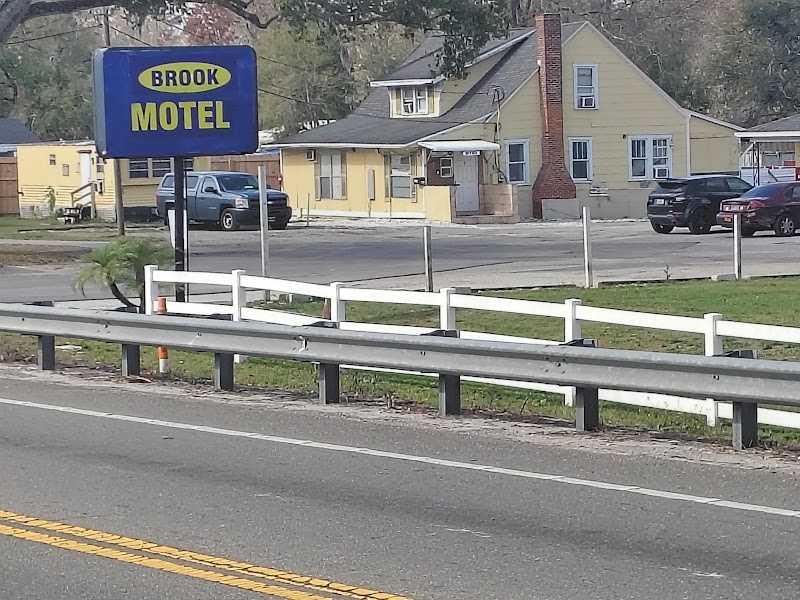 Brook Motel Efficiency photo 5