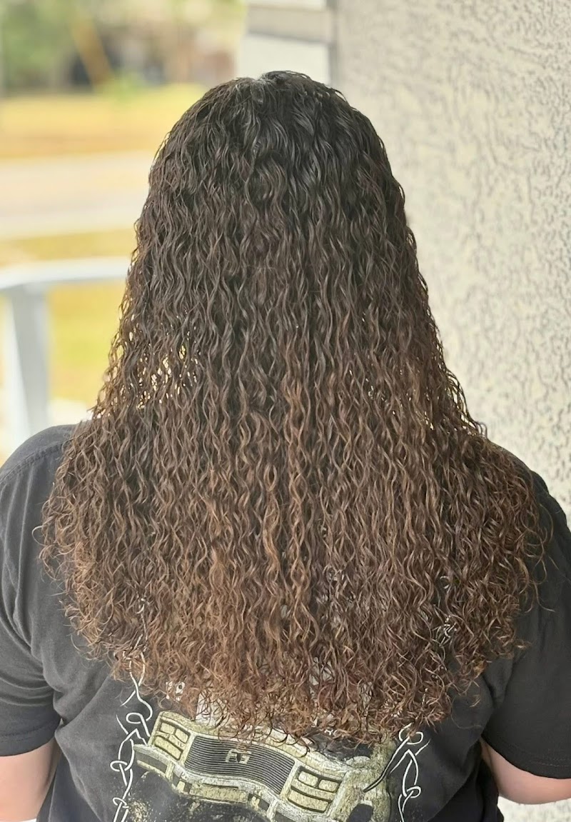 The Hairloom & beauty bar photo 4