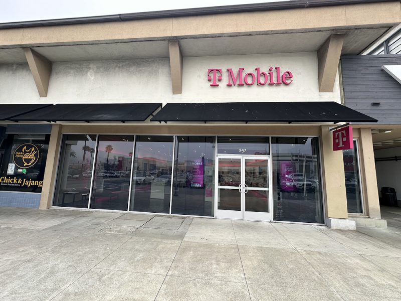 T-Mobile photo 4