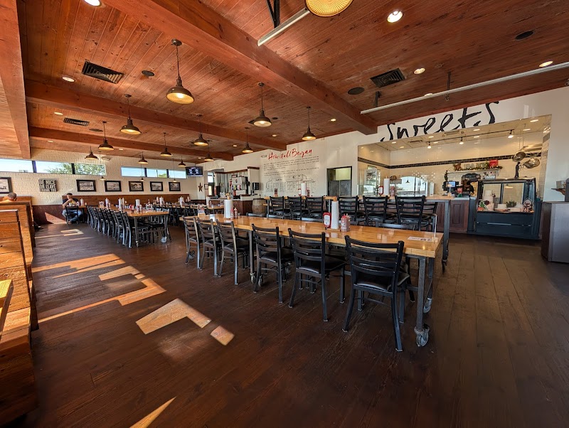 4 Rivers Smokehouse photo 3