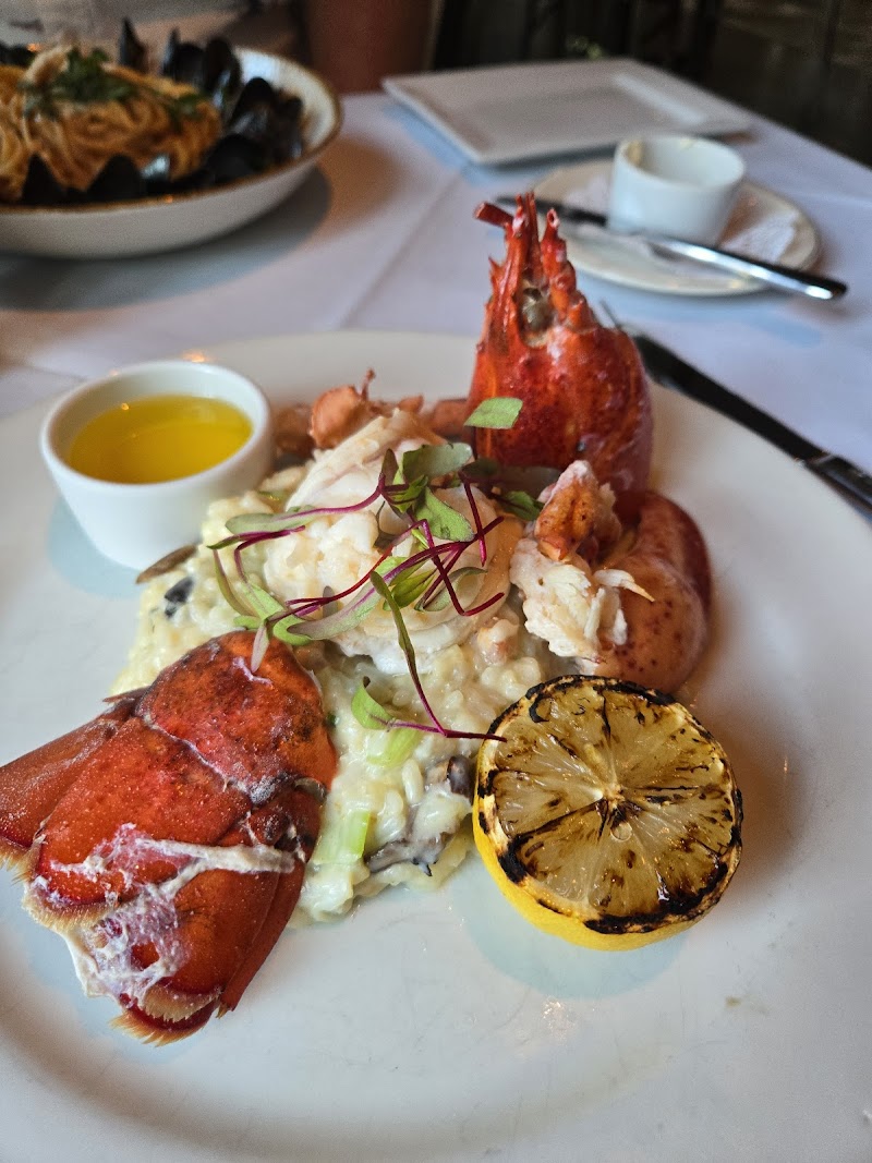 O'Learys Seafood Restaurant photo 4