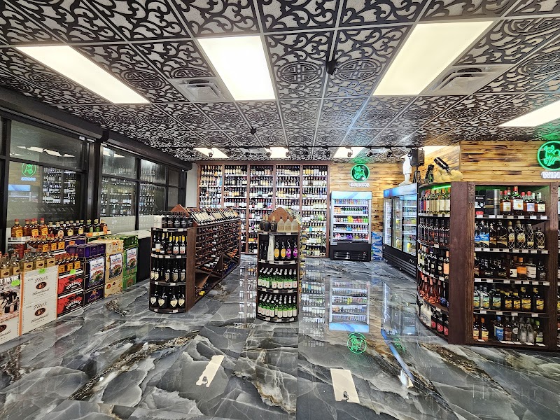 Bull Liquors & Cigar photo 3