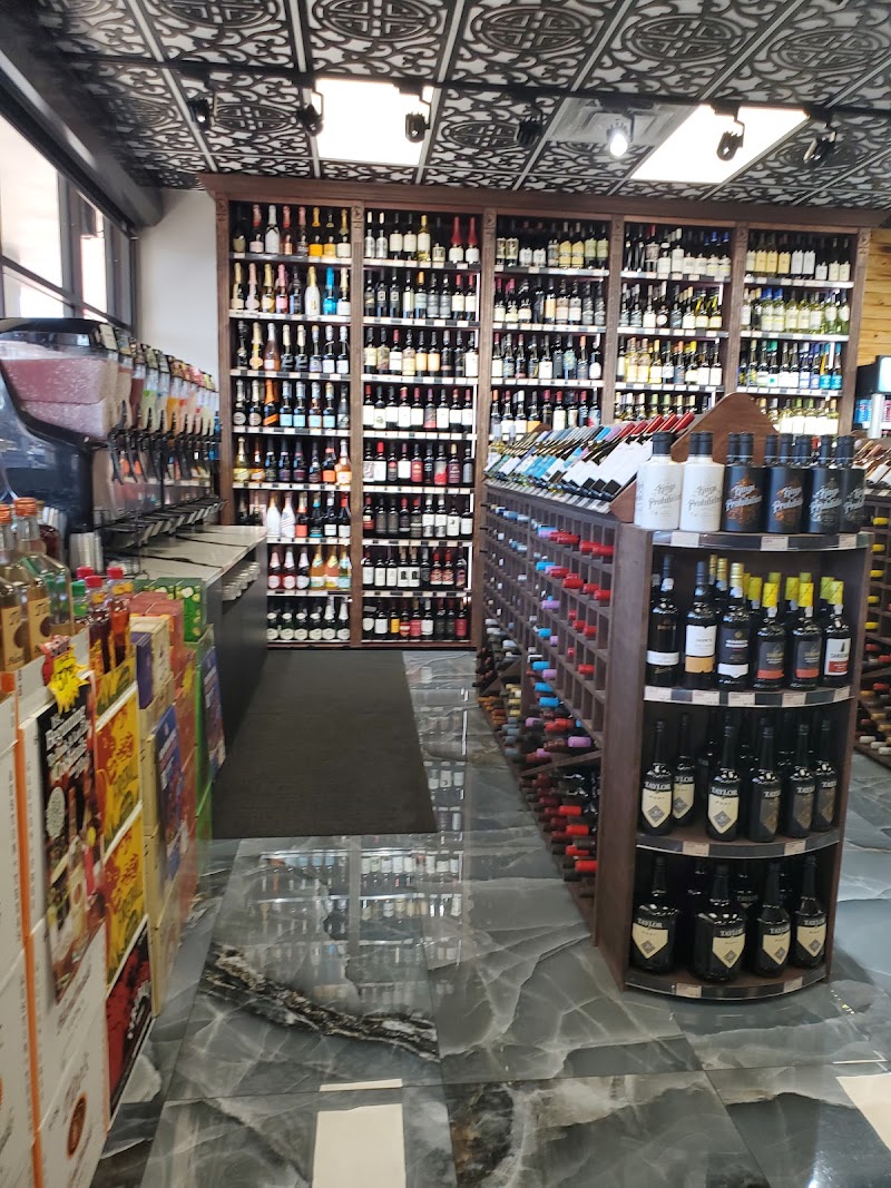 Bull Liquors & Cigar photo 2