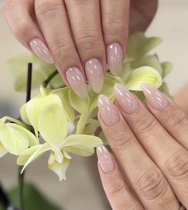 M’Jenn Nails & Spa photo 3