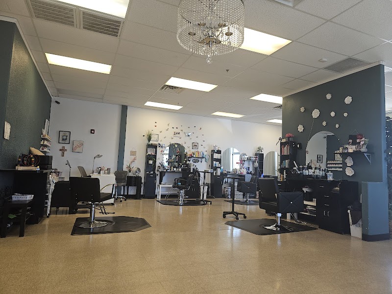Always Sitting Pretty Beauty Salon photo 5