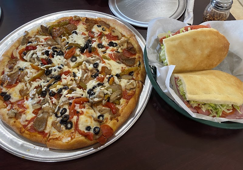 De Marco's Pizzeria in Oracle Arizona photo 4
