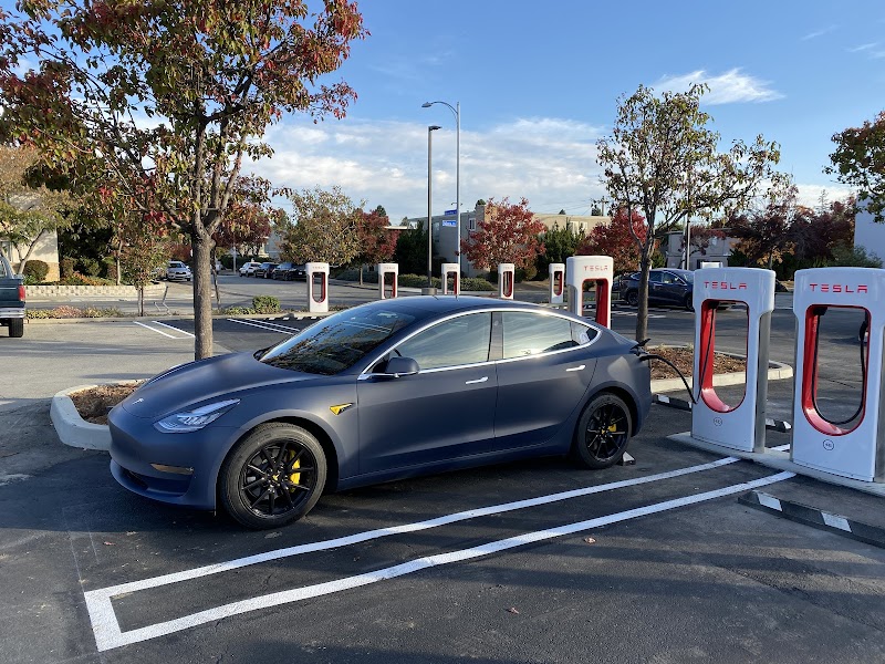 Tesla Supercharger photo 2