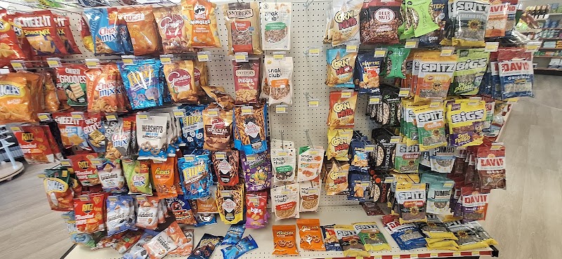 CTS MARKET & DELI photo 4