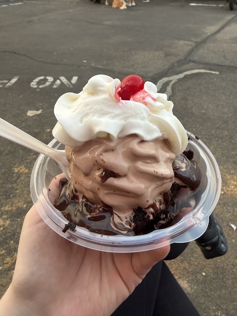Flub's Ice Cream photo 3