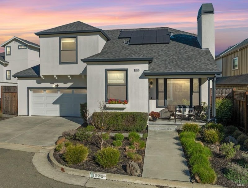 Suzanne Ashimine Realtor, Real Estate Agent in Sonoma Valley | Compass photo 4