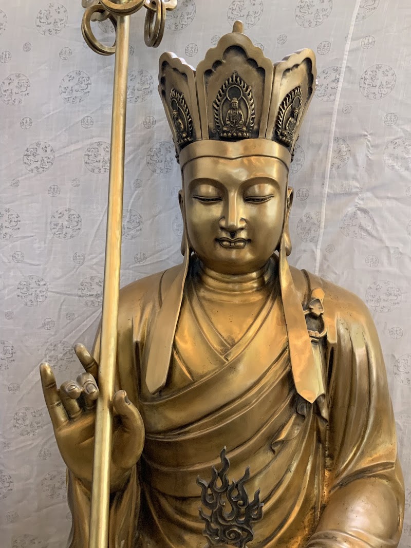 Photo of True Buddha School Veil Parasol Temple 真佛宗雲傘雷藏寺