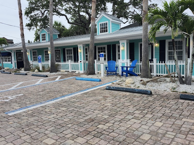 Photo of Julie Folden, COASTAL PROPERTIES GROUP / FORBES GLOBAL PROPERTIES