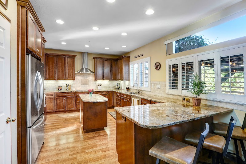Tiffany Knef, Realtor @ Compass RE DRE # 01261601 photo 5