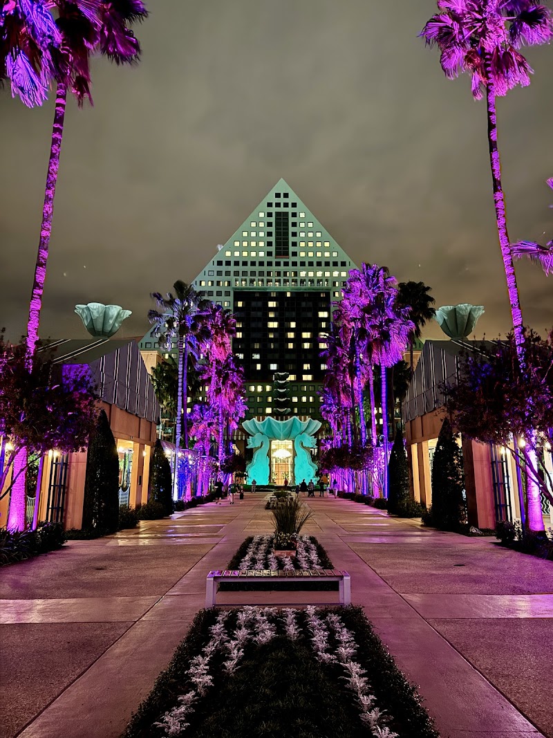 Walt Disney World Dolphin Hotel photo 3