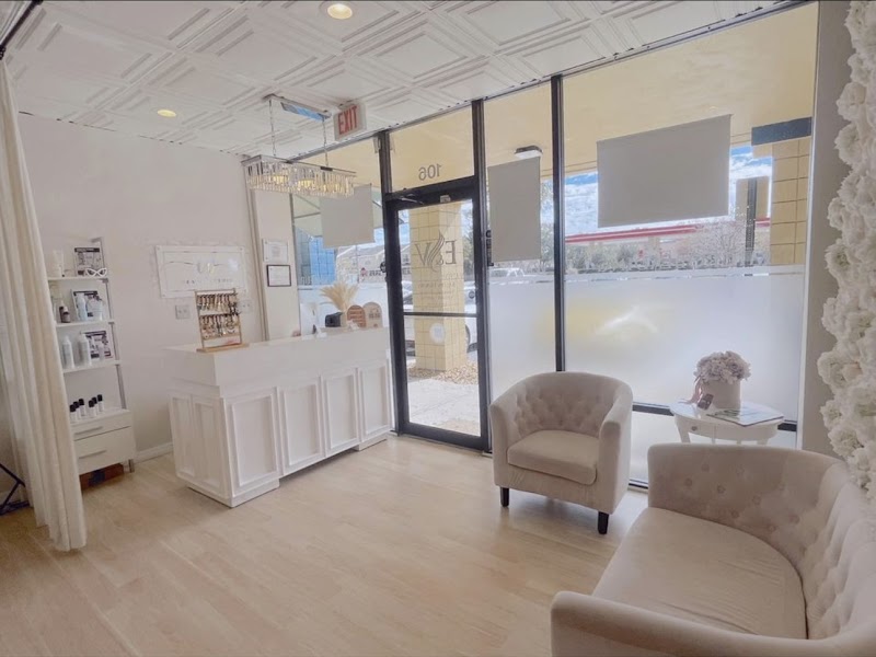 BLÚM BEAUTY SALON photo 2