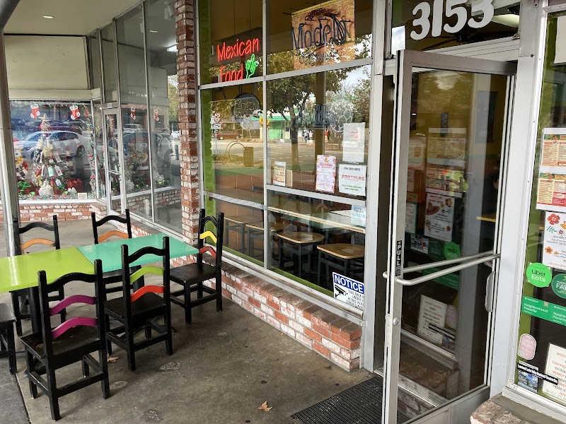 Portales Taqueria photo 5