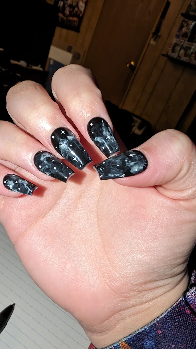 Darian Luxury Nails & Spa photo 2