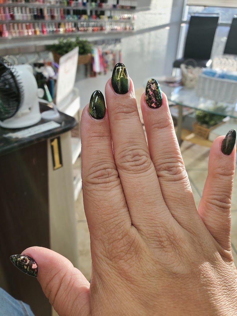 Photo of Darian Luxury Nails & Spa