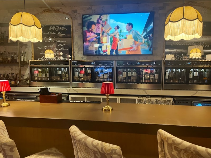 Pinard Wine Bar & Restaurant photo 3