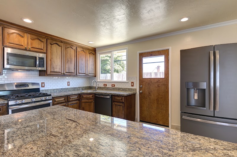 Maureen Davis, REALTOR photo 3