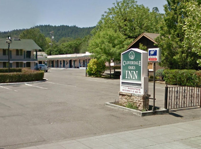 Cloverdale Oaks Inn photo 5