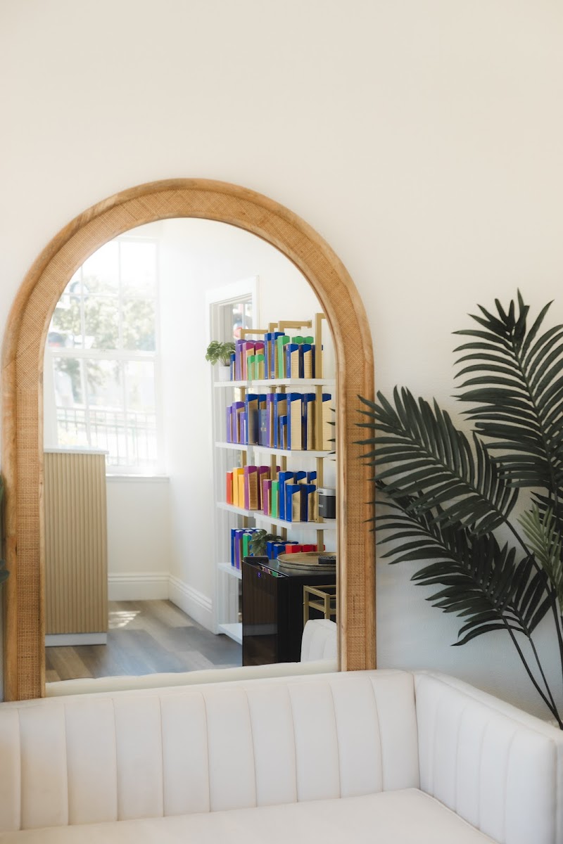 The SunRoom Salon photo 2