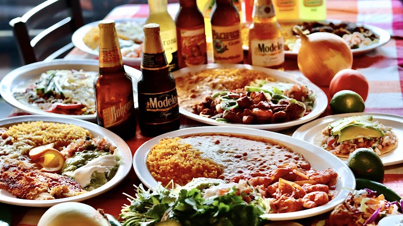Taquería La Perla photo 2