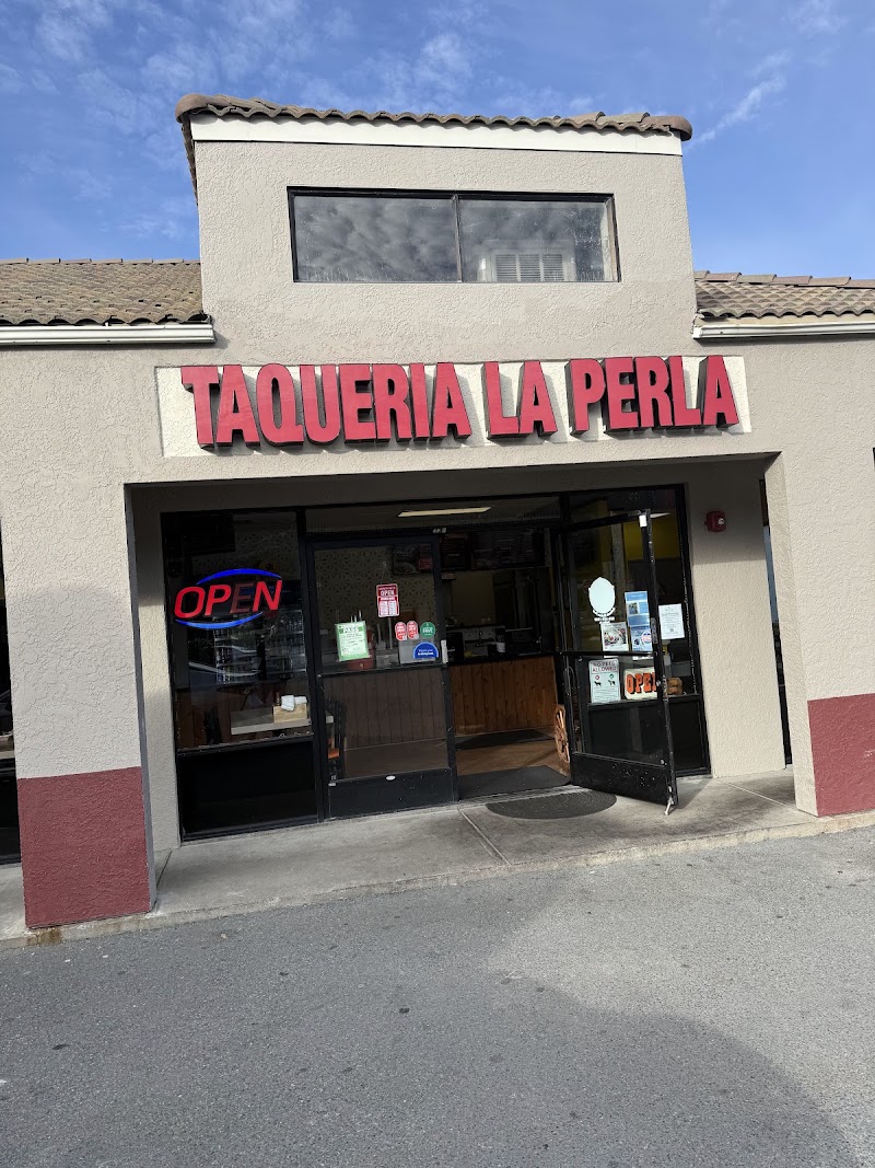Taquería La Perla photo 4