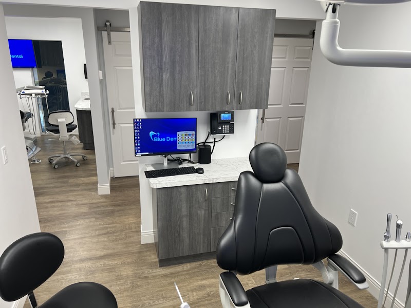 Blue Dental Largo photo 3