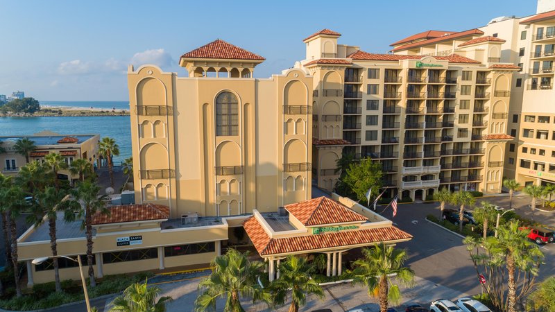 Holiday Inn & Suites Clearwater Beach by IHG photo 5