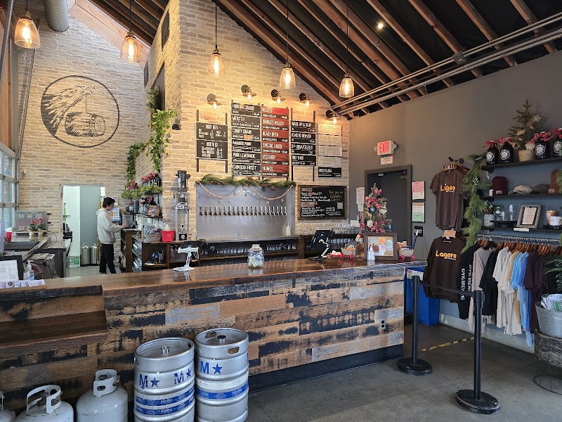 Eppig Brewing Co. Waterfront Biergarten photo 4