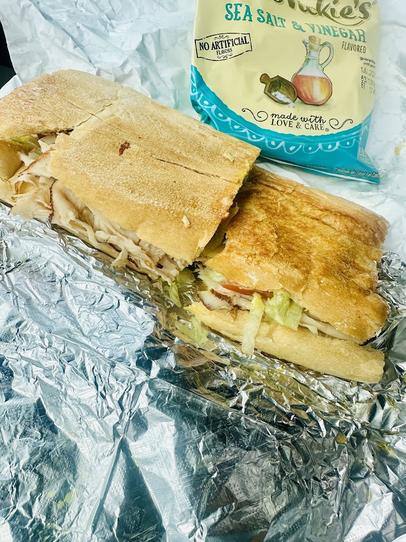 Strawberry Hut Sandwich Shop photo 5