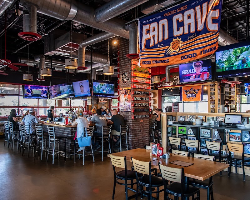 Uncle Bear's Grill & Tap - Rittenhouse photo 5