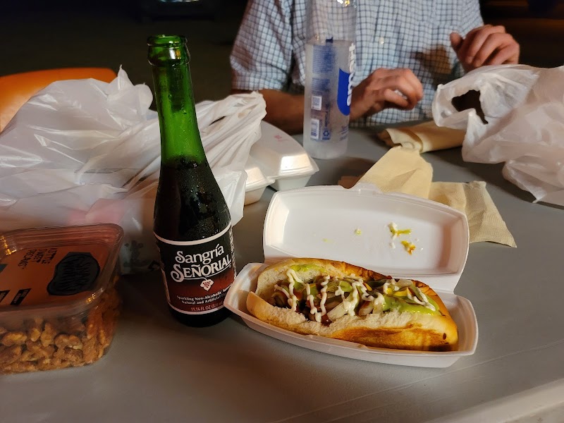 Hotdogs Alvarado photo 5
