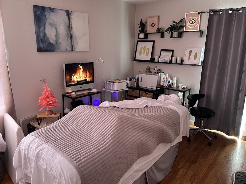 Absolute Bliss Skin Spa Studio photo 3