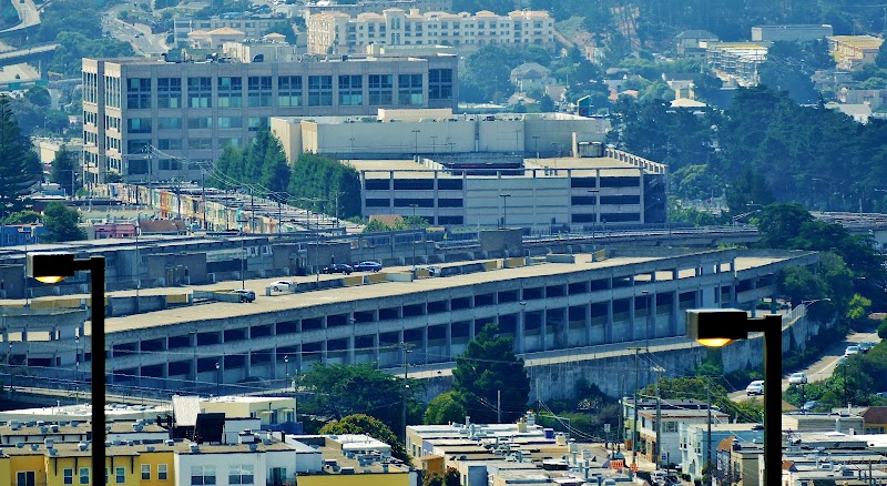 BikeLink eLockers: Daly City BART photo 4