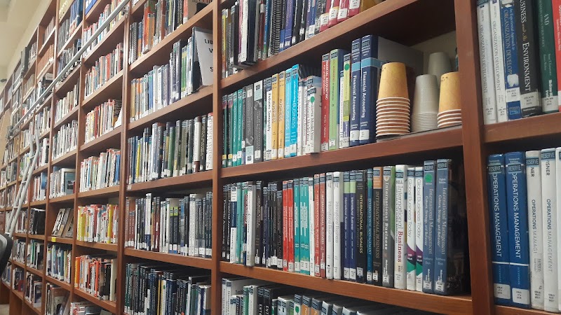 Photo of Lincoln University Library