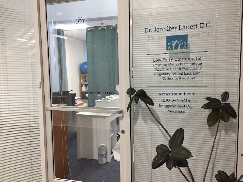 Dr. Jennifer Lanett DC, Chiropractic Naturally photo 3